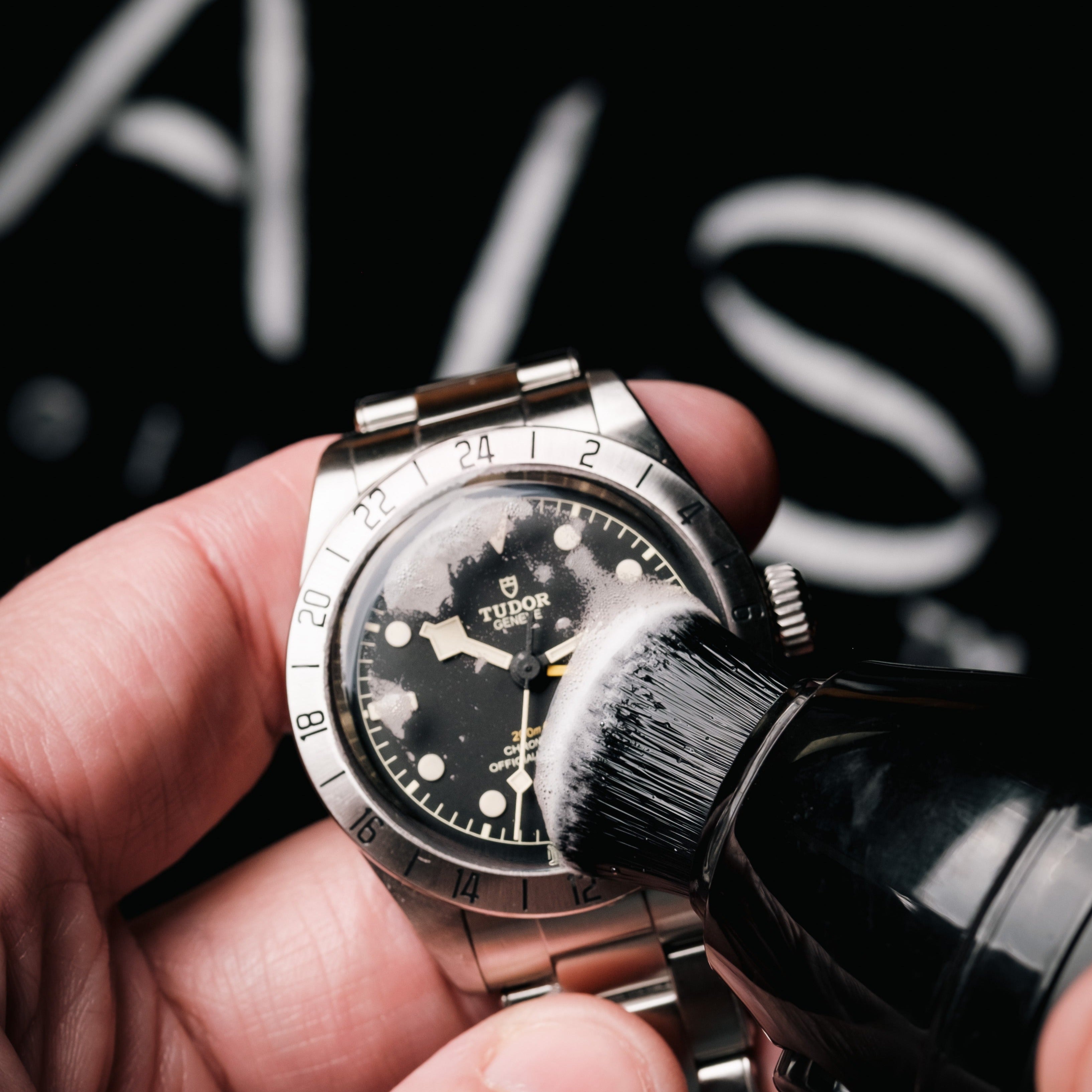 ChronoPen by AIS Collective
